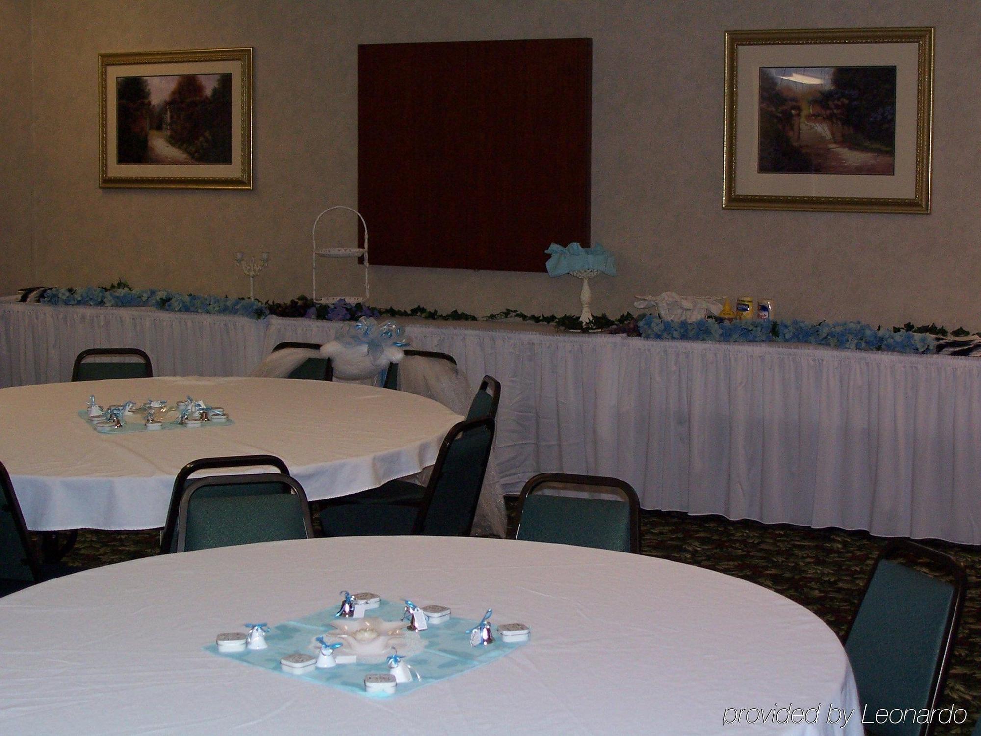 Holiday Inn Express Hotel & Suites Edmond By Ihg Restaurant foto